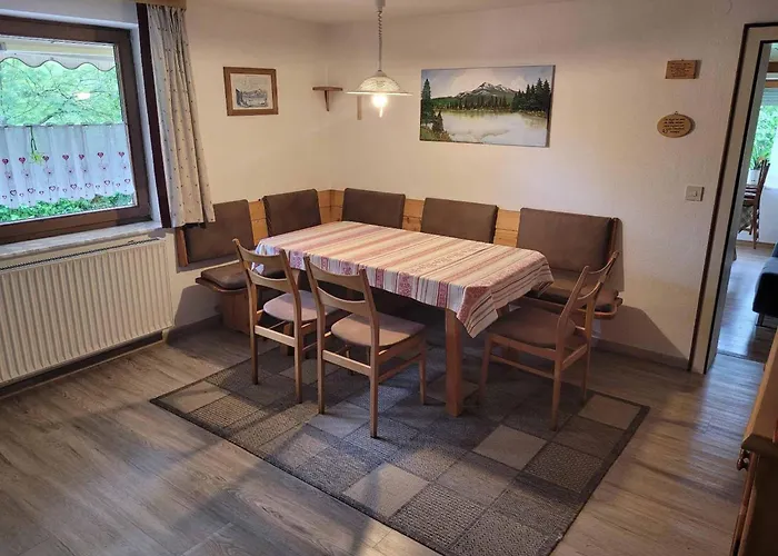 Haus Resi Zajazd Eging am See